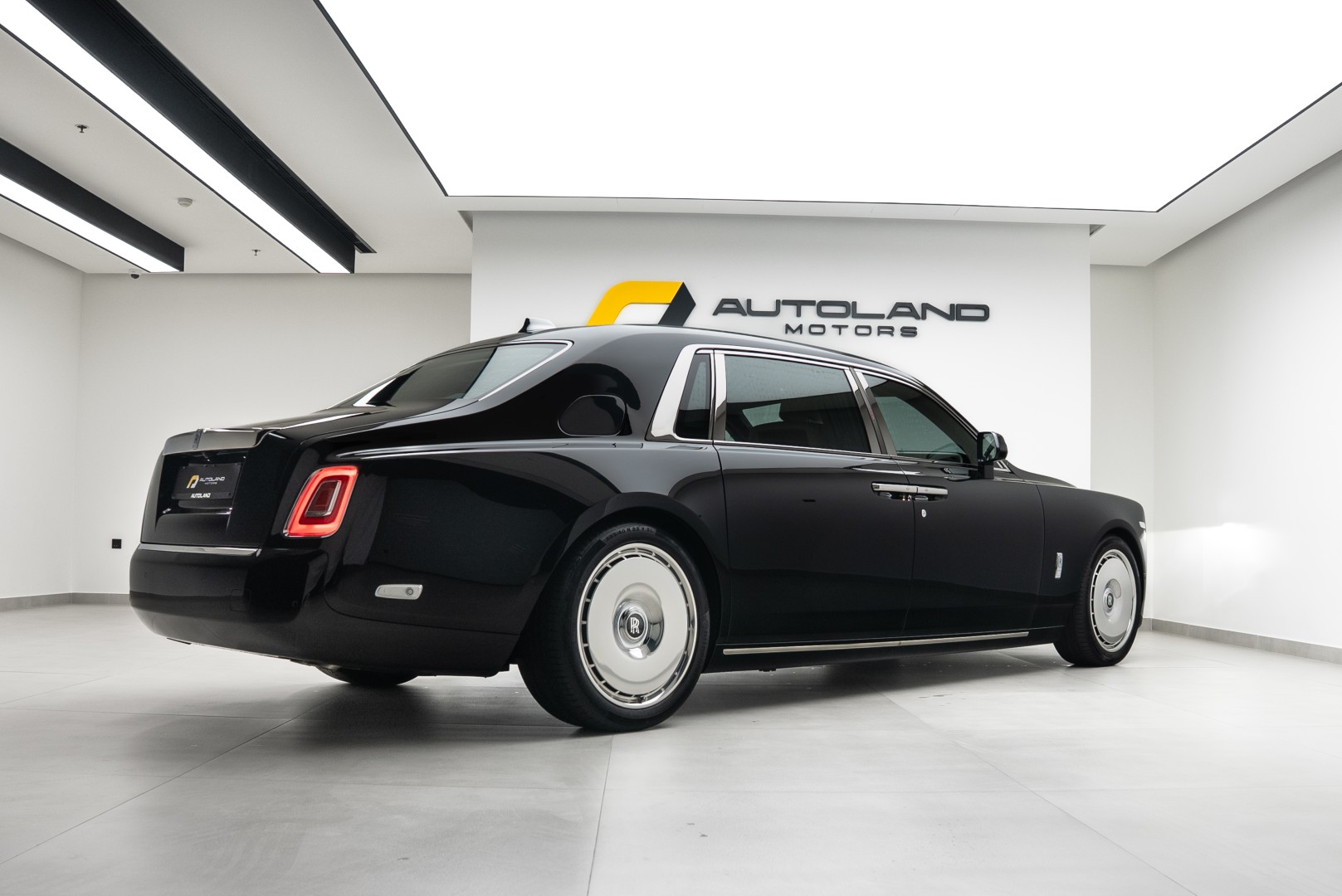 2026 ROLLS ROYCE PHANTOM EWB | GCC | MAIN DEALER WARRANTY SERVICE | VIP REAR SEATS